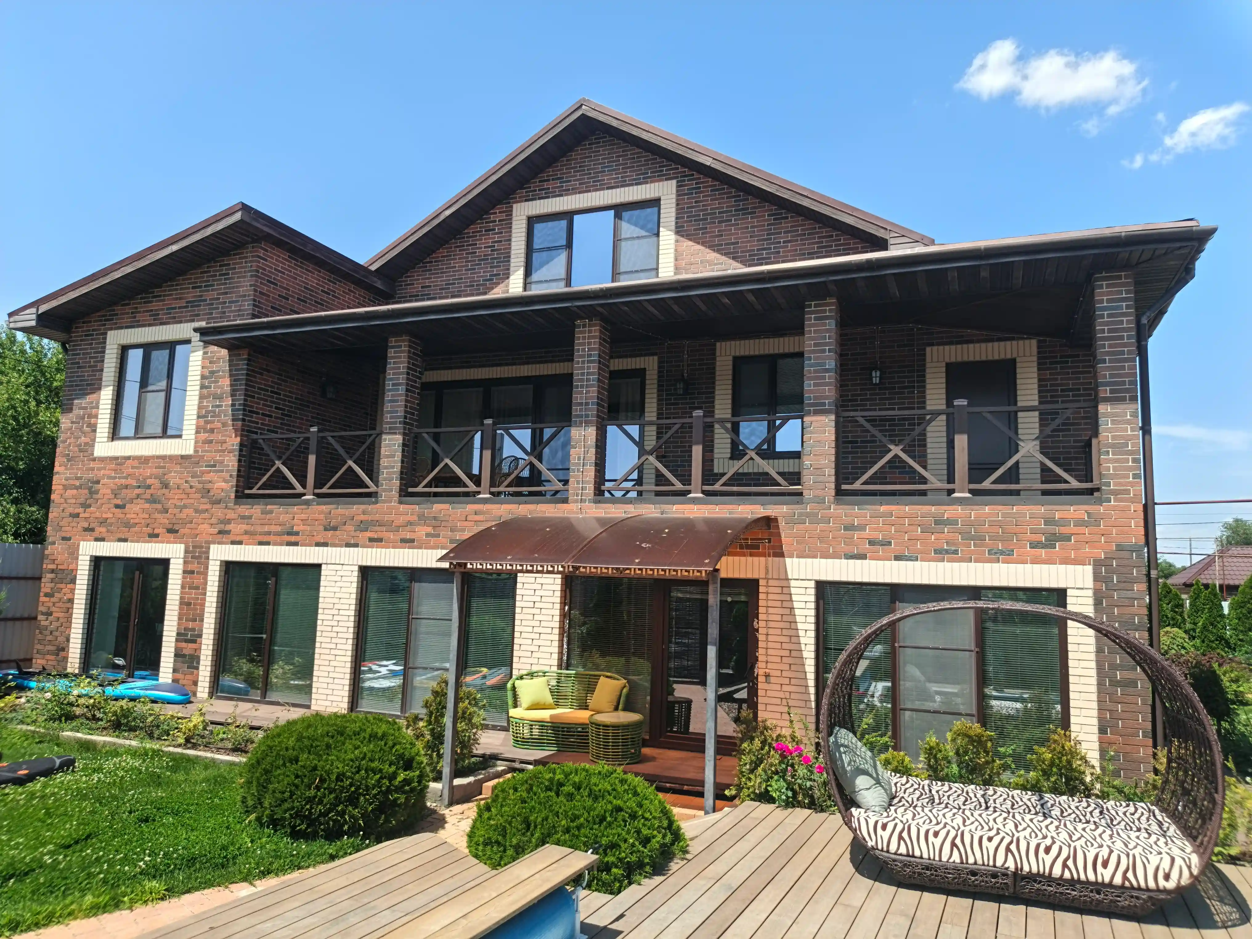 Дом Премиум Царев с участком, баней, летней кухней